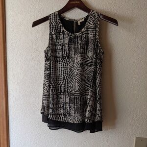 Lightweight top for work or evening